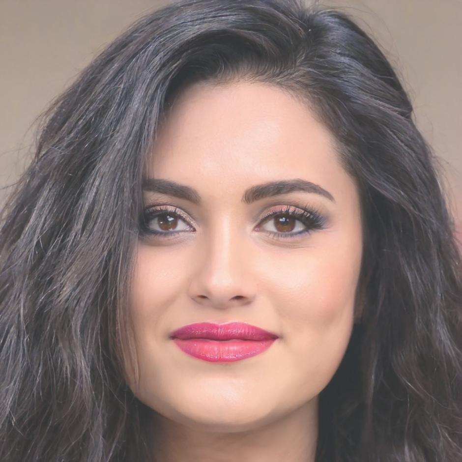 Ritratto di Serena Valtorta